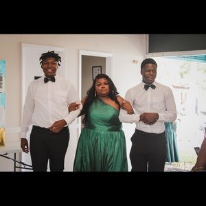 I was a maid of honor dress only 4 months old. Dress is clean.